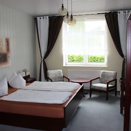 Und Frankenthal - Garni Πανσιόν Γκέρα