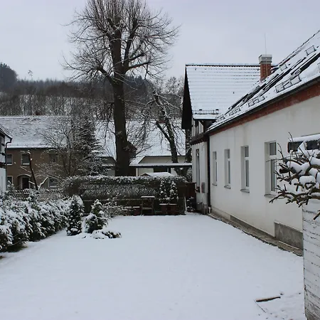 Und Frankenthal - Garni Pensión